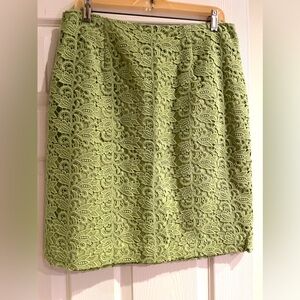 Talbots spring green lace skirt. Size 12W. Lined with adjustable waistband.
